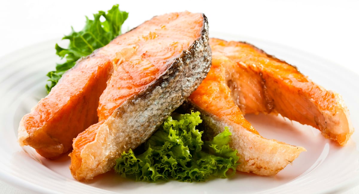 Alimentos que bajan el colesterol: pescado